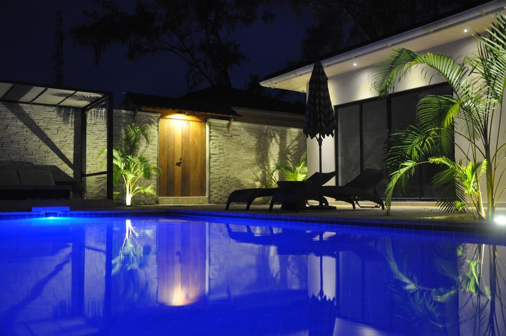 Amber Villas Diani Diani Beach Zimmer foto